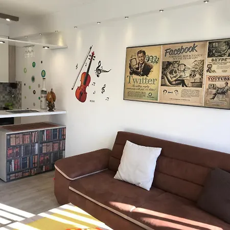 Lovely 2 Apartamento *