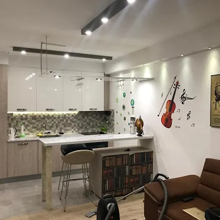 Lovely 2 * 贝尔格莱德