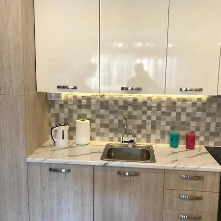 Apartamento Lovely 2 *