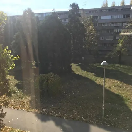 Apartamento Lovely 2