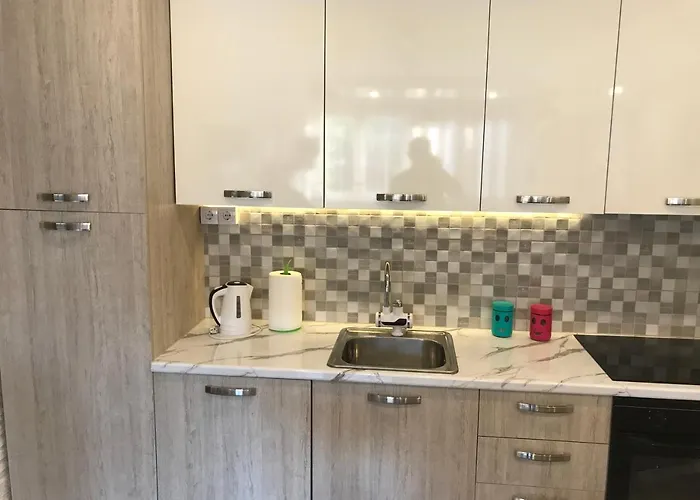 Apartament Lovely 2 *